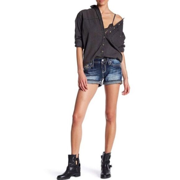 NWT Rock Revival Mid Rise Jean Shorts - Picture 2 of 8